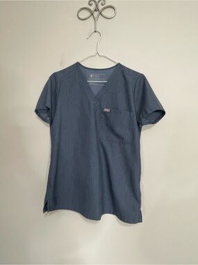 FIGS  Gray V-Neck Scrub Top - Chest Pocket Sz XXS  Medical Staff